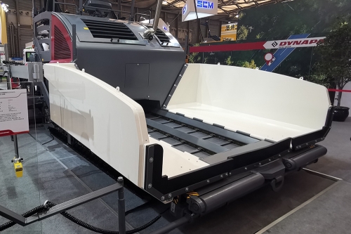 摊铺机履块应用